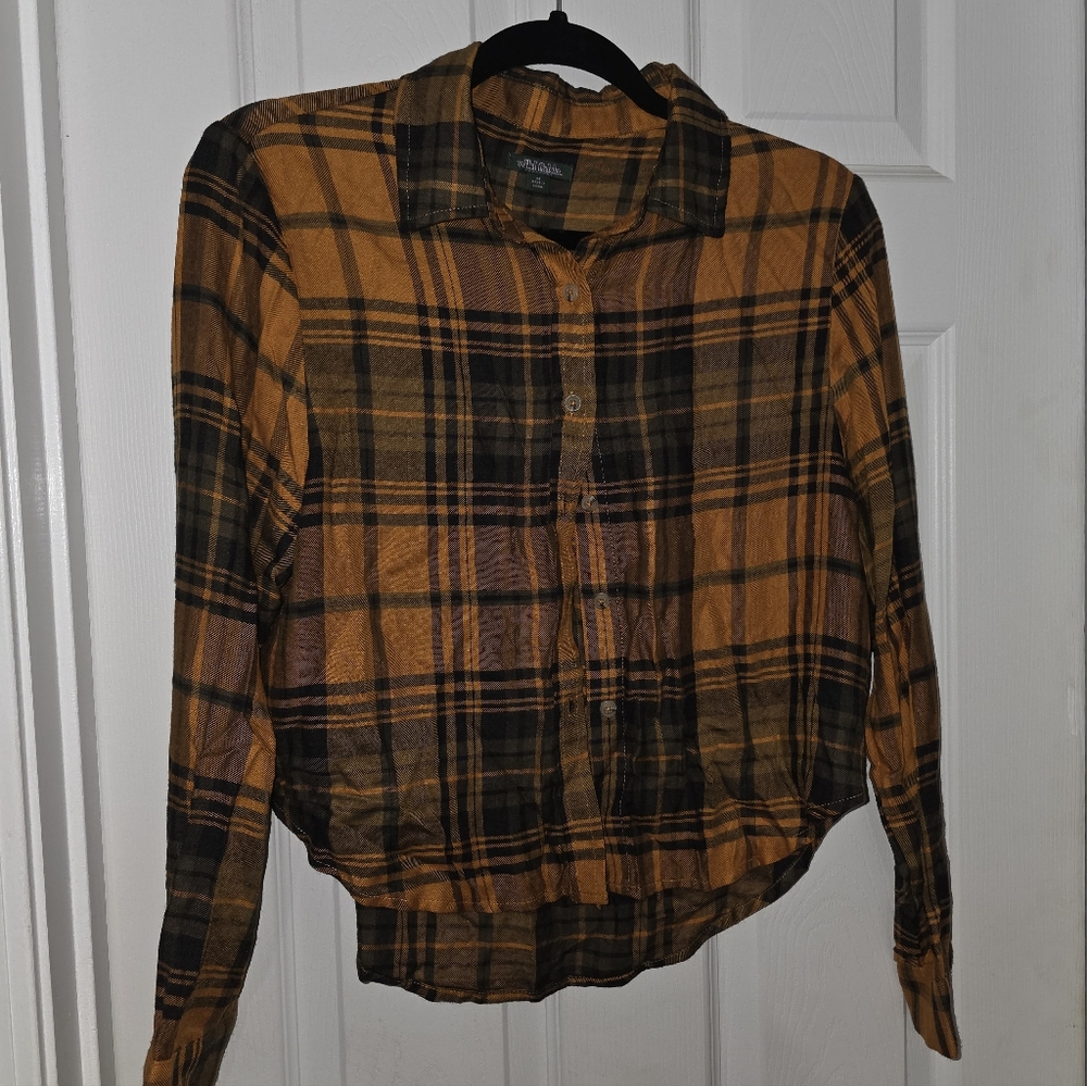 Wild Fable Mustard and Black Plaid Shirt